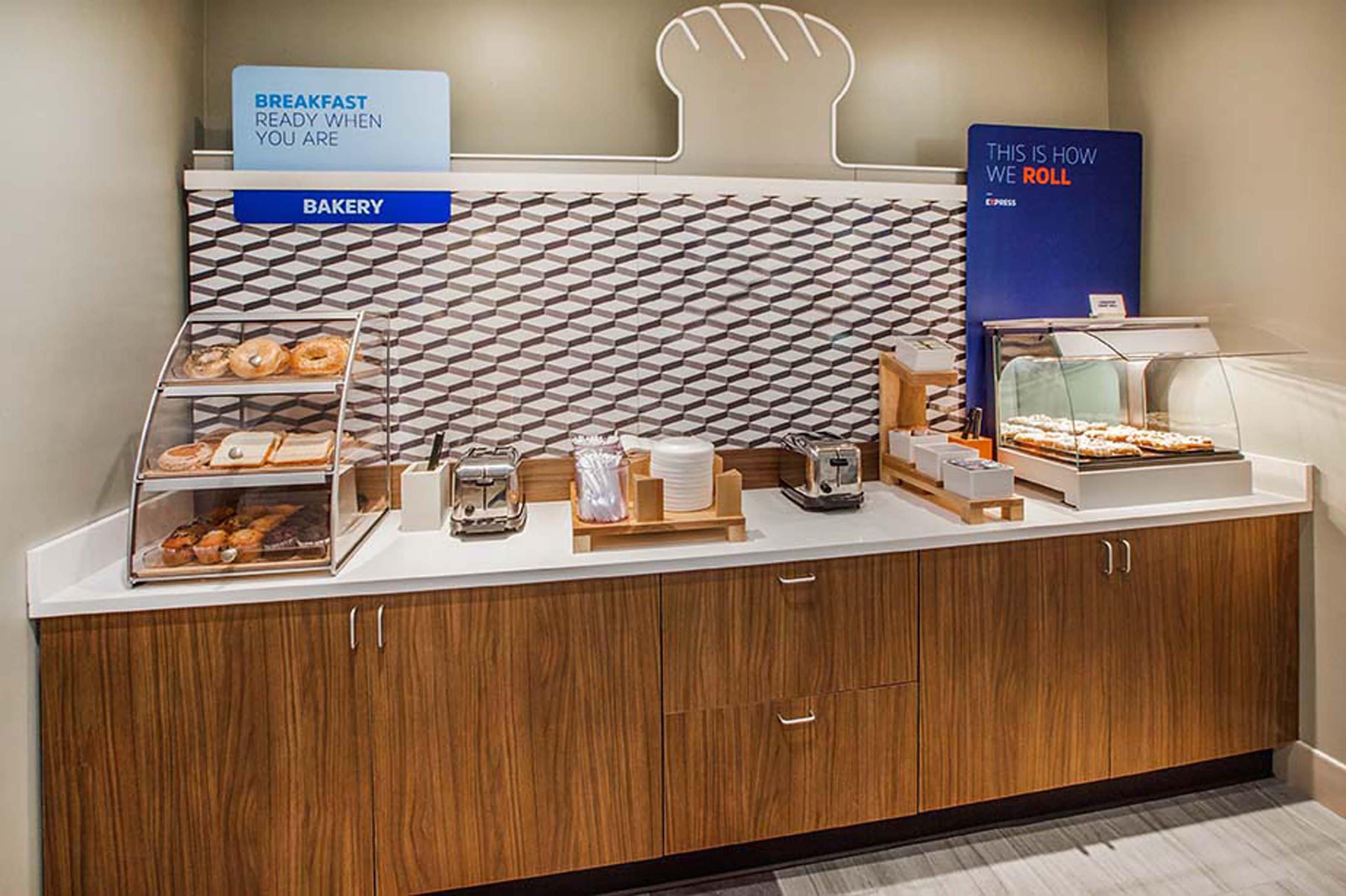 Holiday Inn Express Hotel Winona North By Ihg Екстериор снимка