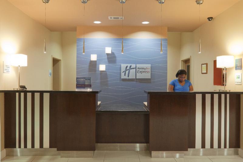 Holiday Inn Express Hotel Winona North By Ihg Екстериор снимка